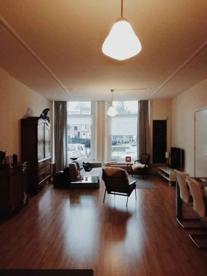 Guesthouse Uit De Kunst Leeuwarden Dış mekan fotoğraf